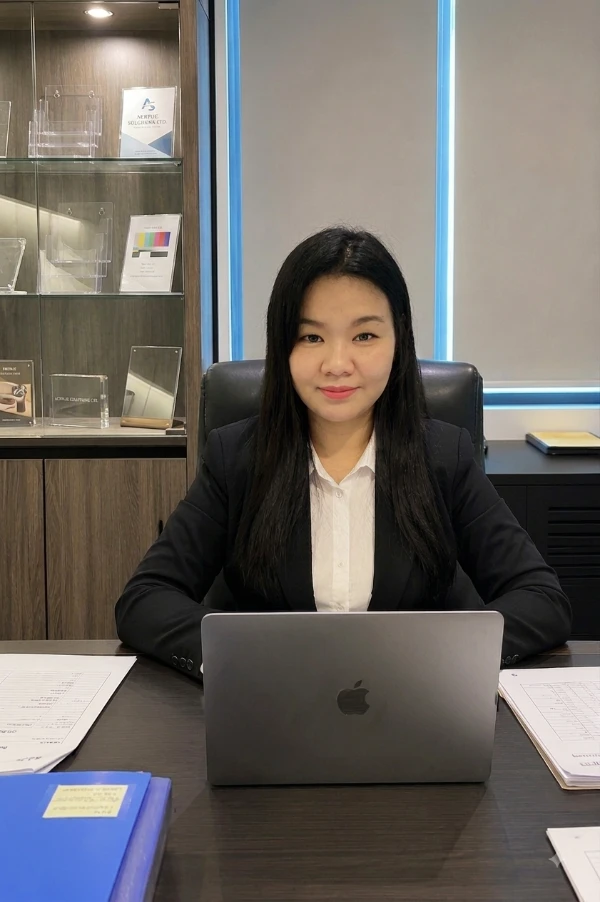 Tracy Zeng, Founder of SOONXIN