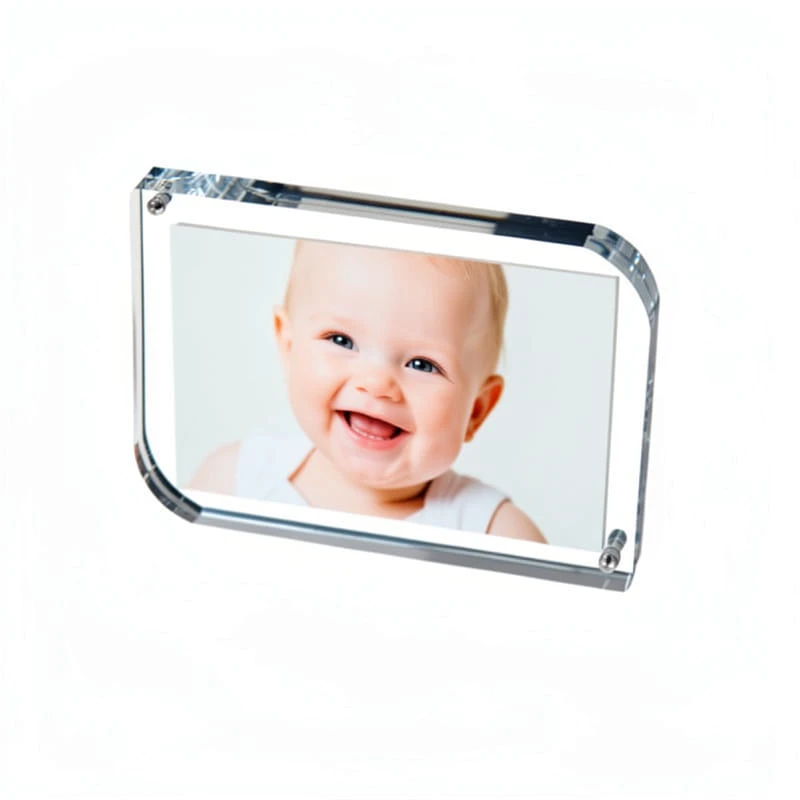 SH019 com foto de bebé