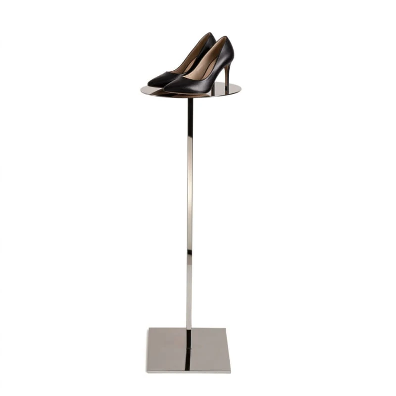 SR022-displaying a pair of black high-heel